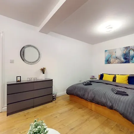 Spacious Duplex Apartment London Exterior photo