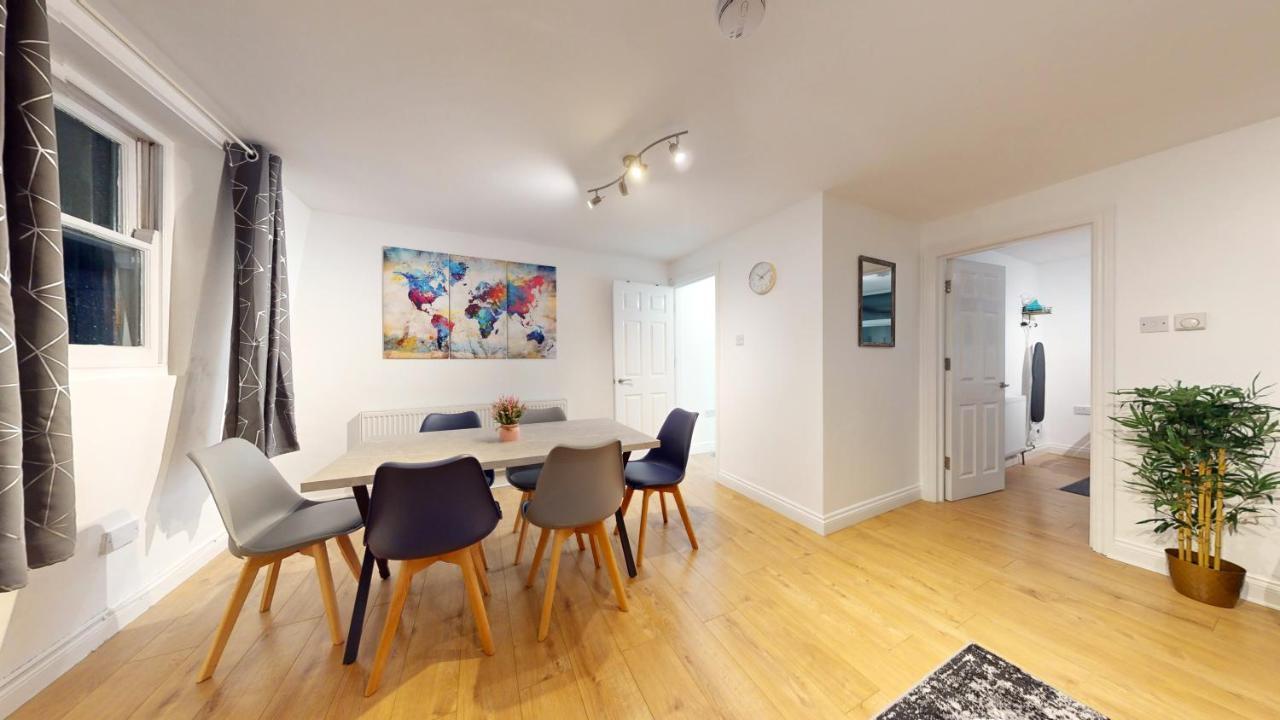 Apartment Spacious Duplex London