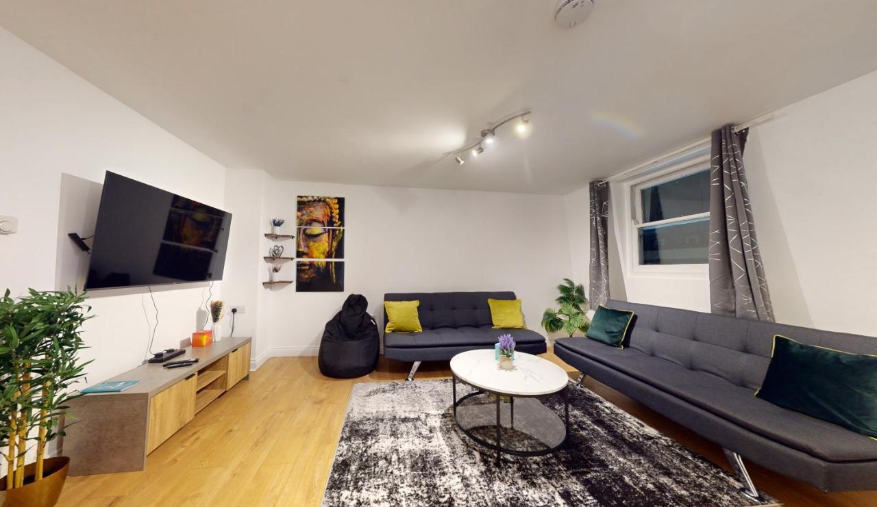 Apartment Spacious Duplex London